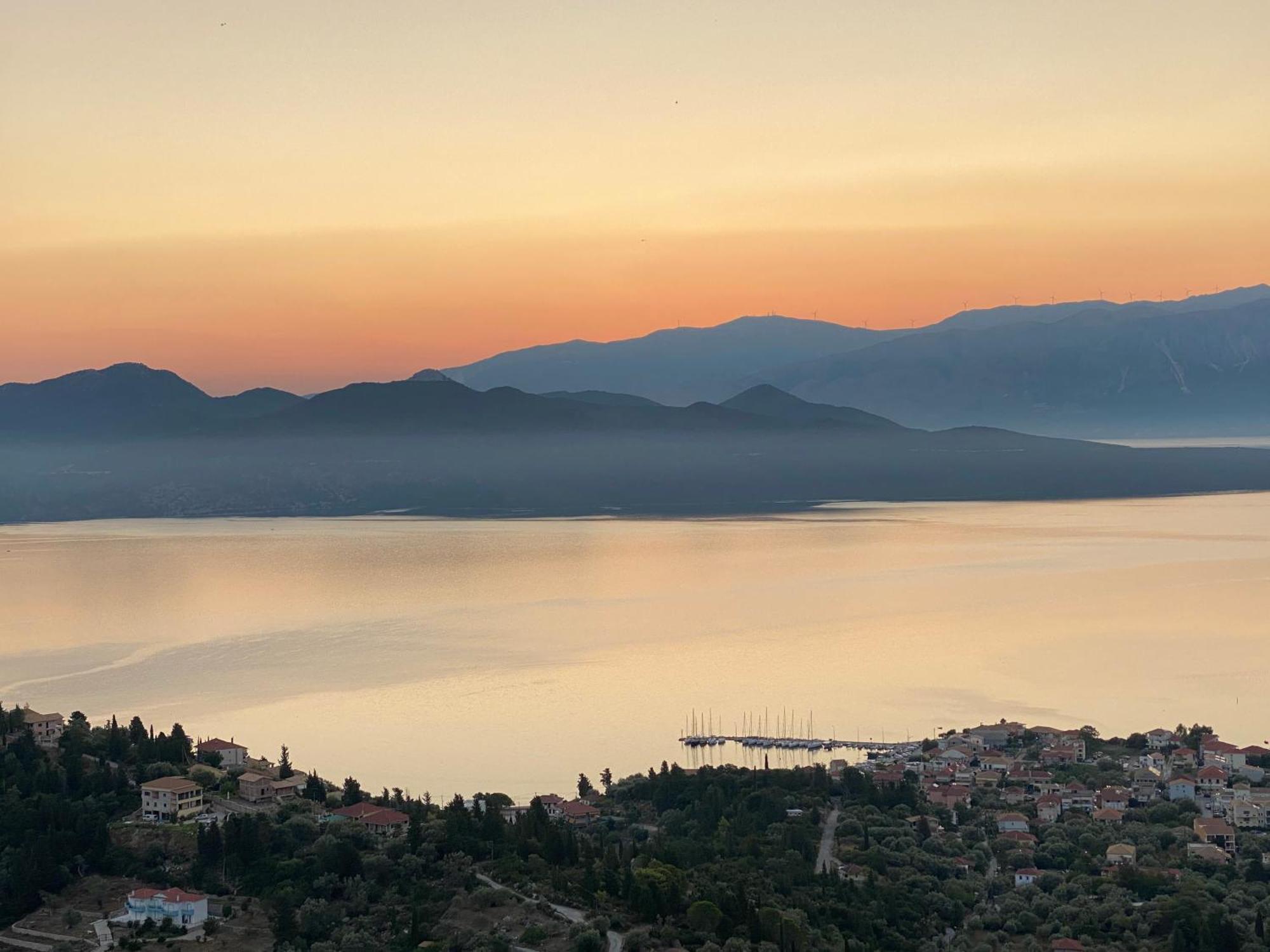 Diodati Villas Nikiana Buitenkant foto
