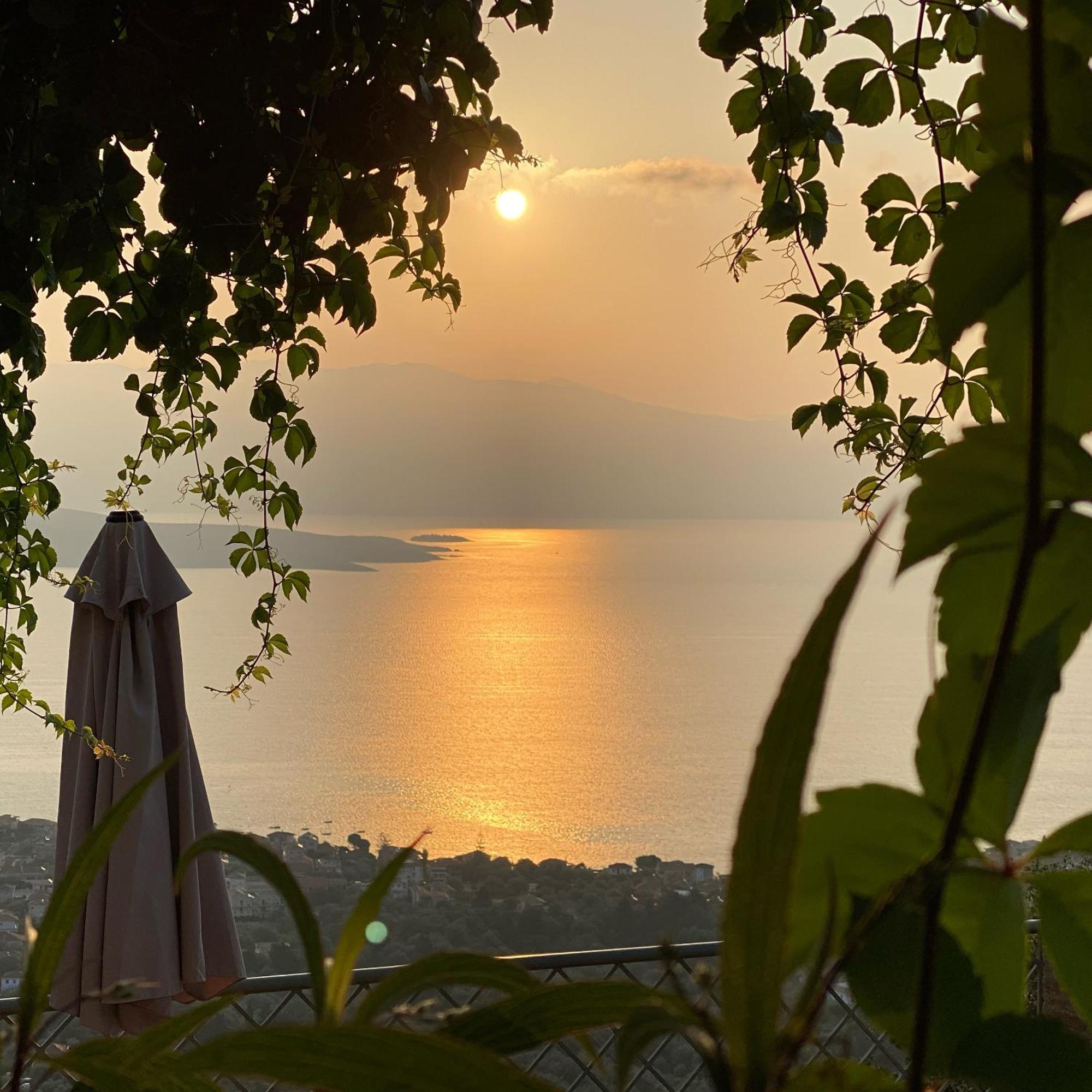 Diodati Villas Nikiana Buitenkant foto